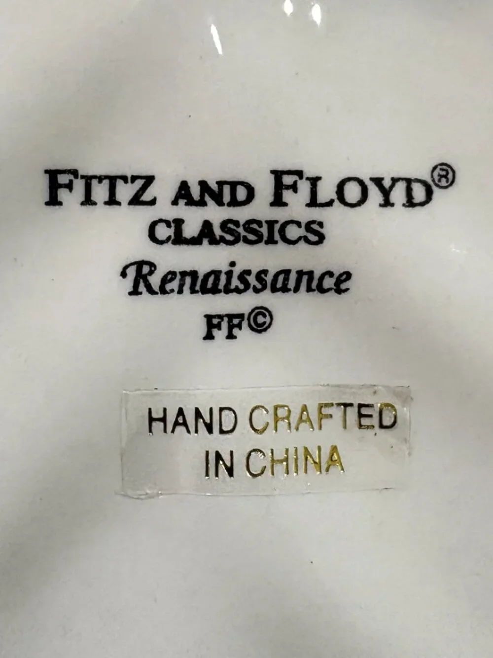 Fitz and Floyd Classics Renaissance Leaf Plate Dish Embossed Gold Accent